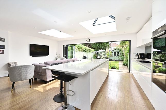 58, Templedene Avenue, Surrey photo 4