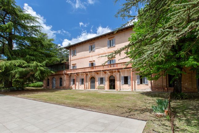 Thumbnail Villa for sale in Perugia, Perugia, Umbria