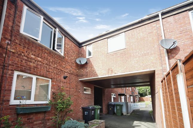 Flat for sale in Heronfield Close, Redditch