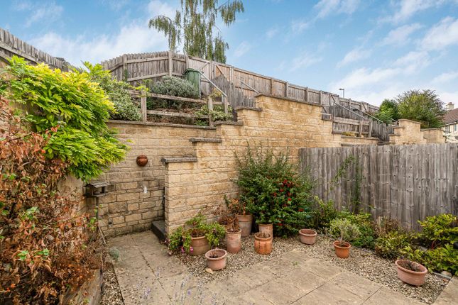 1, Hazel Court, Nailsworth photo 3