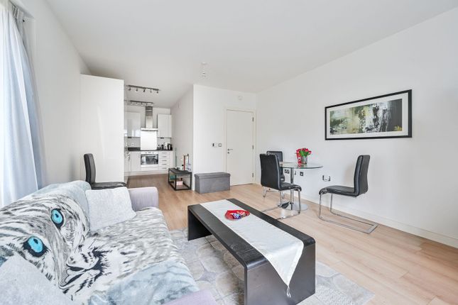 Sherrington Court, E16, Royal Docks photo 4