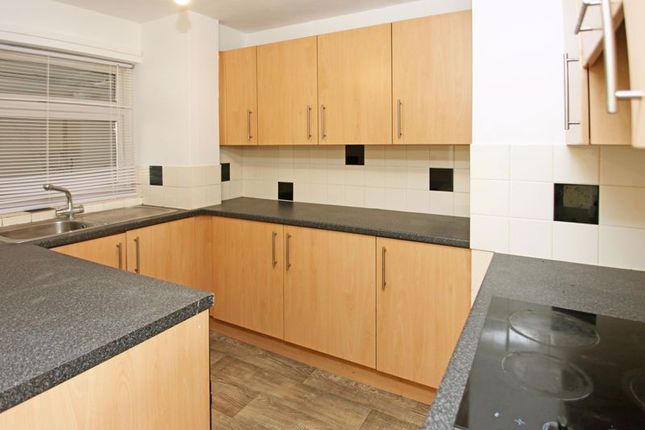 38, Meadowlea, Telford photo 4
