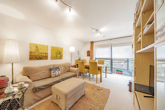 Thumbnail Flat to rent in Paradise Road, Clapham, London