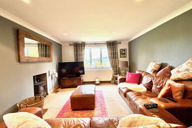 Dalia House, Starth Lane, Tansley photo 2