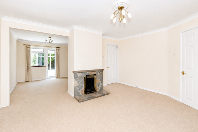 9, King Edwards Rise, Ascot photo 3