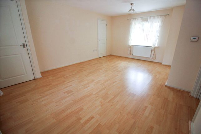 68, Vistula Crescent, Wiltshire photo 4