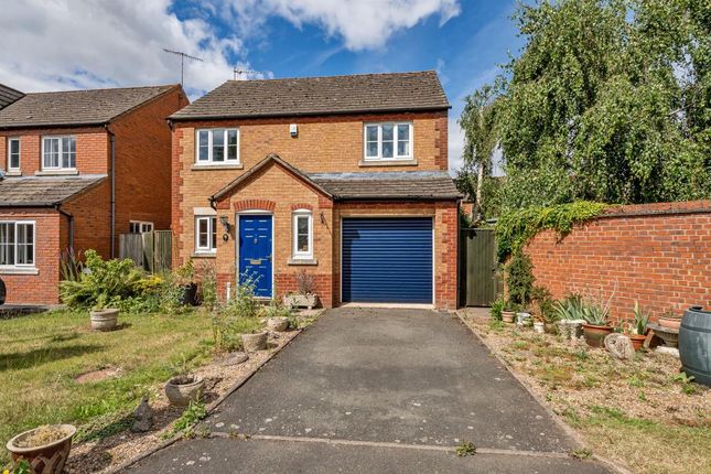 Thumbnail Detached house for sale in Lawnside Close, Upton Upon Severn