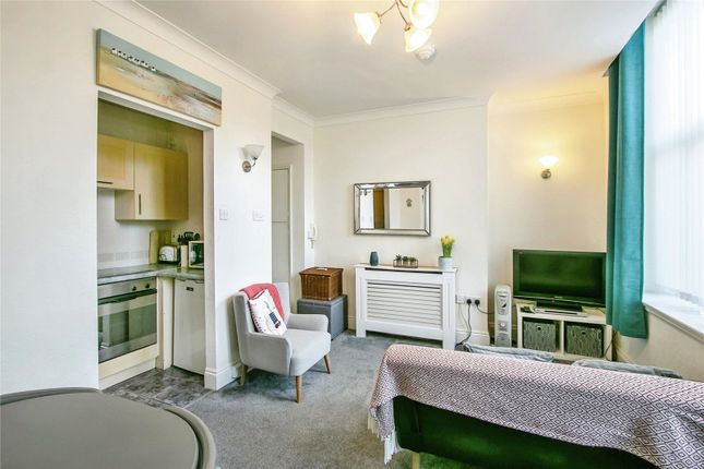 Flat 25, Bournemouth photo 4