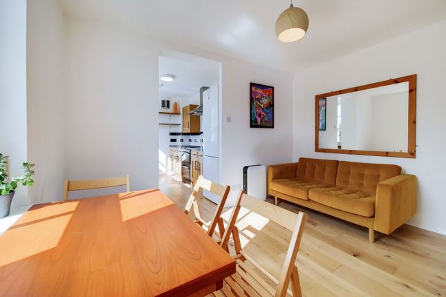 Wilmot Street, E2, Bethnal Green photo 4