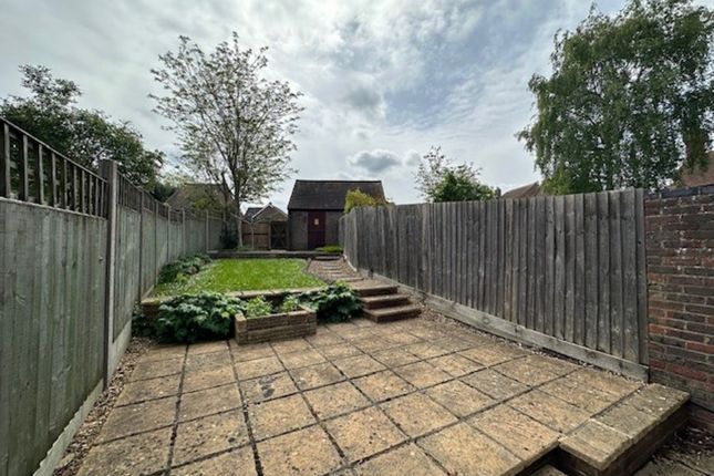 Terraced house for sale in Church Street, Didcot