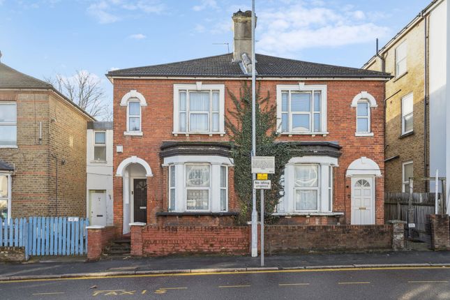 2-bed semi-detached on 17 Woodford Road, Watford, £489,995