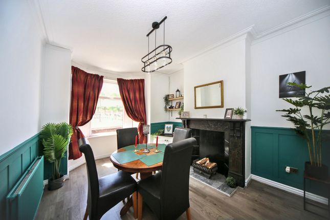 664 Warrington Road, Wigan photo 4