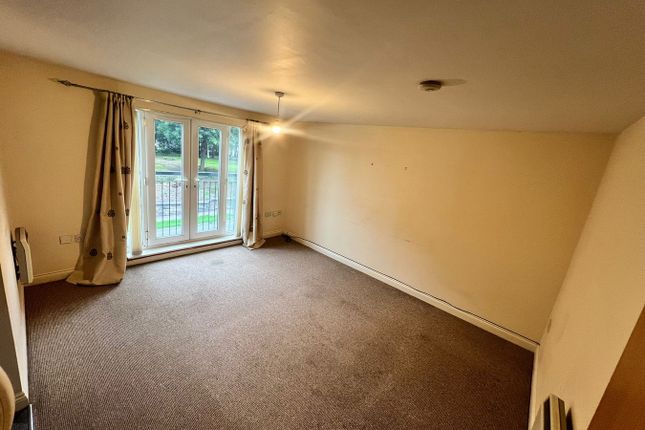 Flat 15, The Landmark, 18 New Road, Radcliffe photo 3