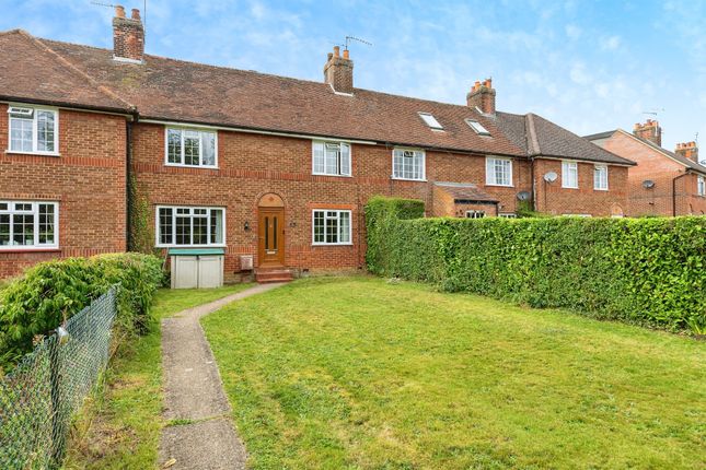 Thumbnail Terraced house for sale in Birch Green, Hertford