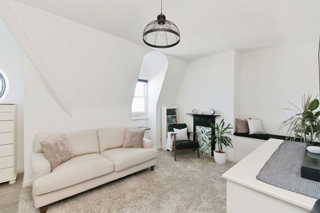 Flat 6, 30, St. Leonards Road, Bexhill-On-Sea photo 2