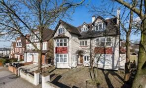 Thumbnail Flat to rent in Streatham Common North, Streatham Common