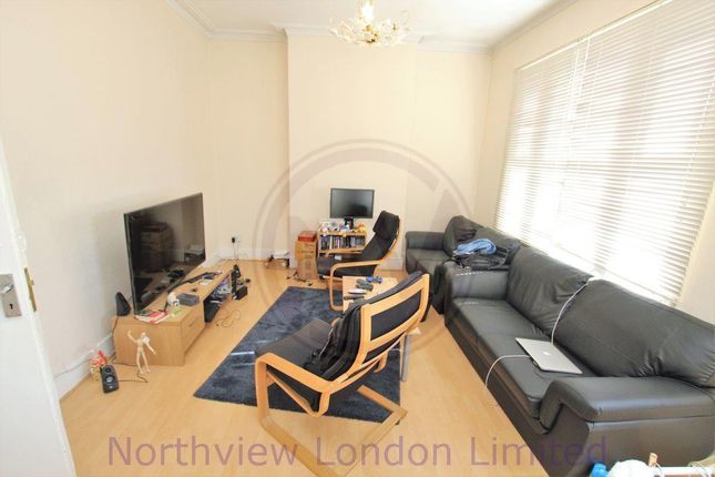Thumbnail Flat to rent in Whittington Road, Bounds Green