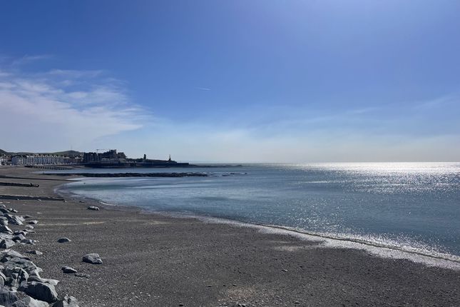 Flat C, Everton Cliff Terrace, Aberystwyth photo 3