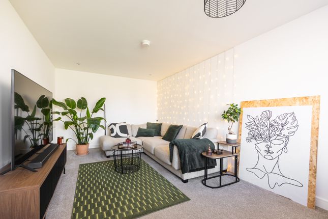 22, Berry Way, Edinburgh photo 2