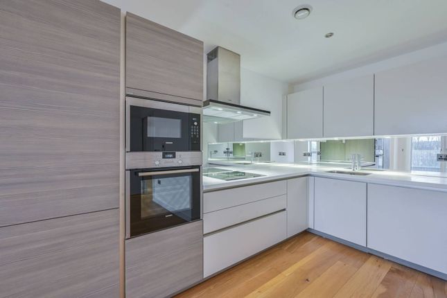 2-bed flat on Glenbrook Apartments, Hammersmith, £800,000