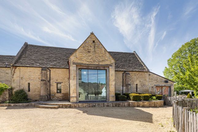 Barn conversion to rent in Manor Barn High Street, Box