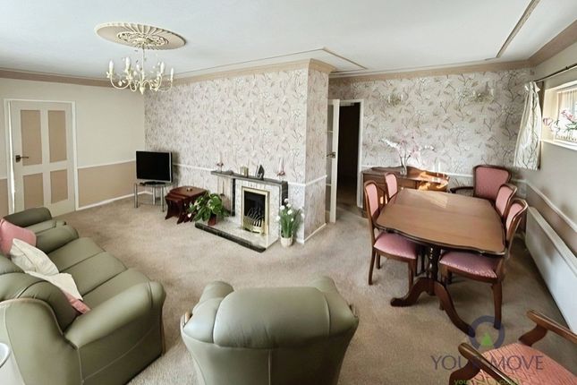 Abbotts Oak Drive, Leicestershire photo 2
