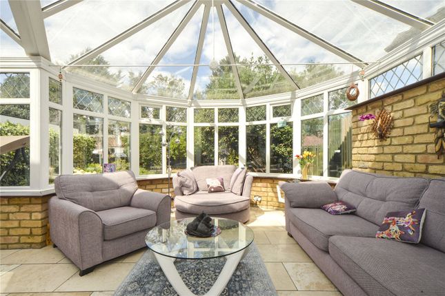 5, Cedarhurst Drive, Eltham photo 4