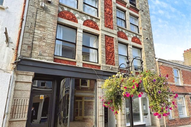 1-bed flat on 15-17 Honey Street, Bodmin, Cornwall, PL31, £55,000