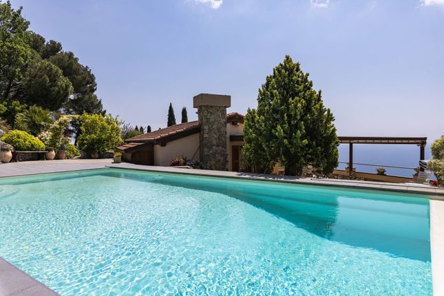 Thumbnail Villa for sale in Regione Colla, Cipressa, Liguria