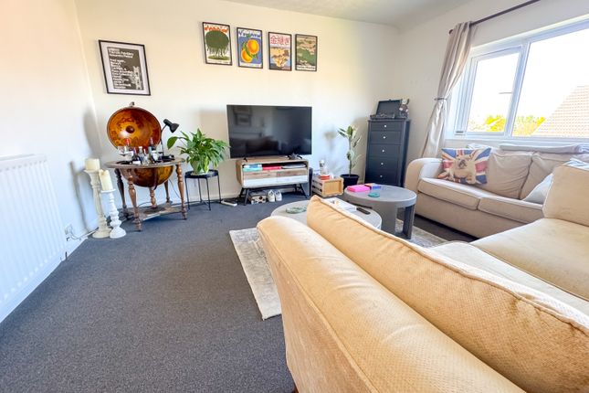 48, Woodrow Avenue, Saltburn-by-the-Sea photo 3