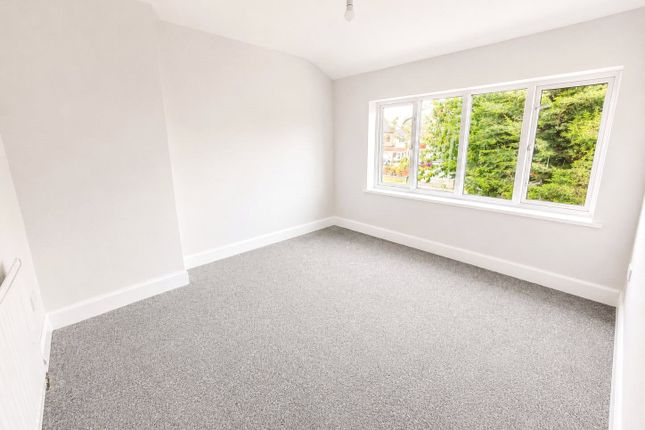89,, Oxbarn Avenue, WOLVERHAMPTON photo 5