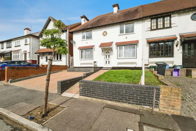 7, Warley Road, Woodford Green photo 2