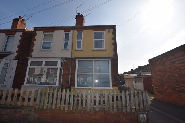 Thumbnail End terrace house to rent in Melrose Road, Gainsborough