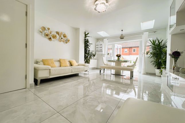 5, Edenbridge Road, Slough photo 3