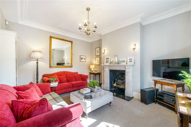 Woodland Cottage, 18, North Hill, London photo 2