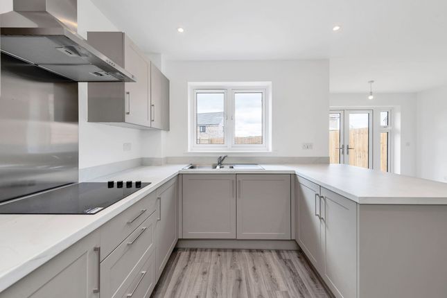 23 Daisy Lane, Newmarket photo 2