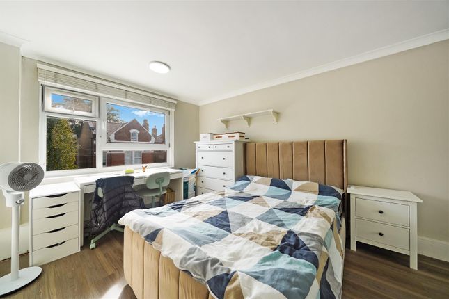 28, Atney Road, Putney photo 4