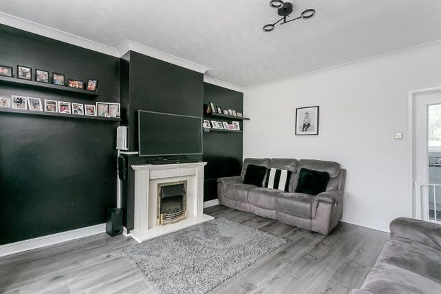 37, Hilton Road, Alloa photo 3