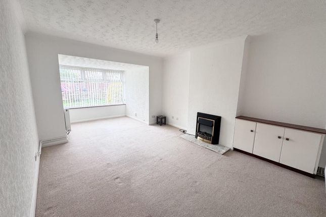 50, Cottes Way, Fareham photo 3