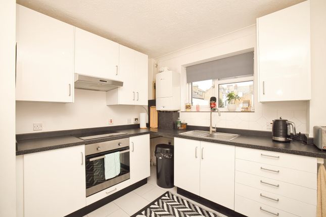 Surrey House, 3,17, Wrotham Road, Kent photo 4