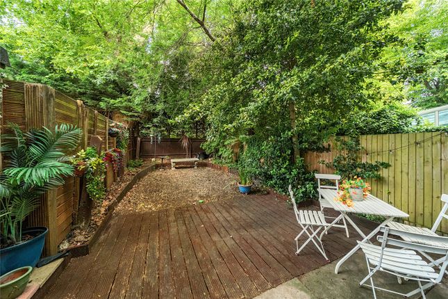 9, Foxwood Road, London photo 4