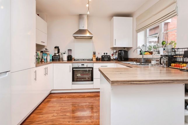 22, Somerton Drive, Birmingham photo 3