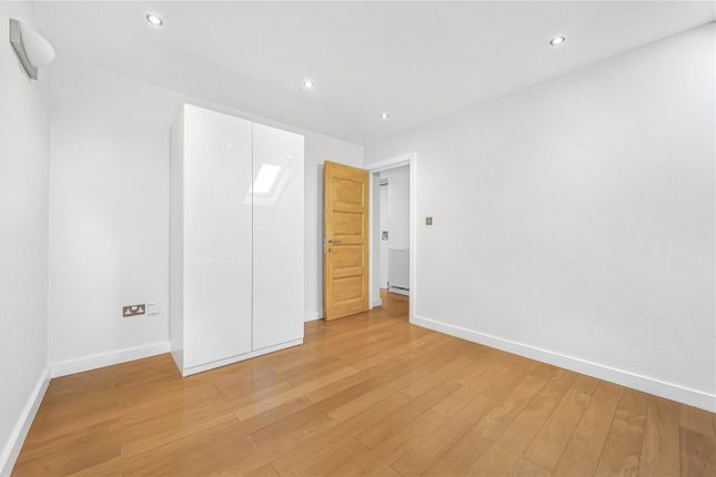 Flat 6, 13, Adys Road, London photo 4