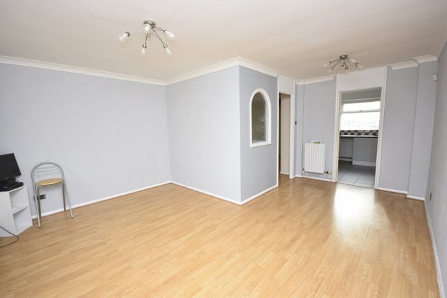 38, Irvine Drive, Margate photo 2