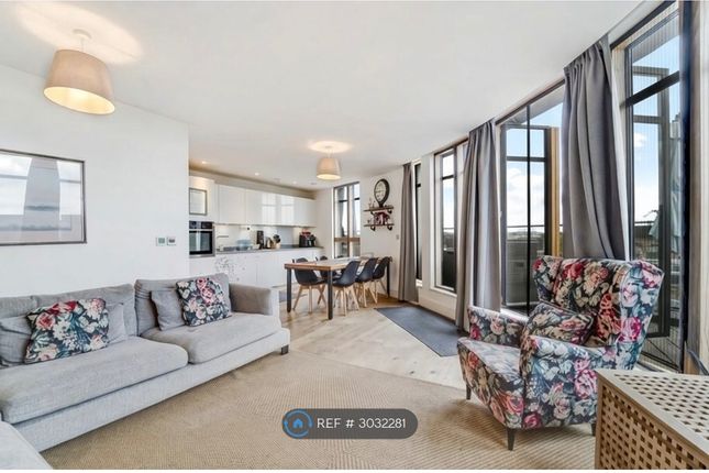 Flat, C Cavendish Road, London photo 3