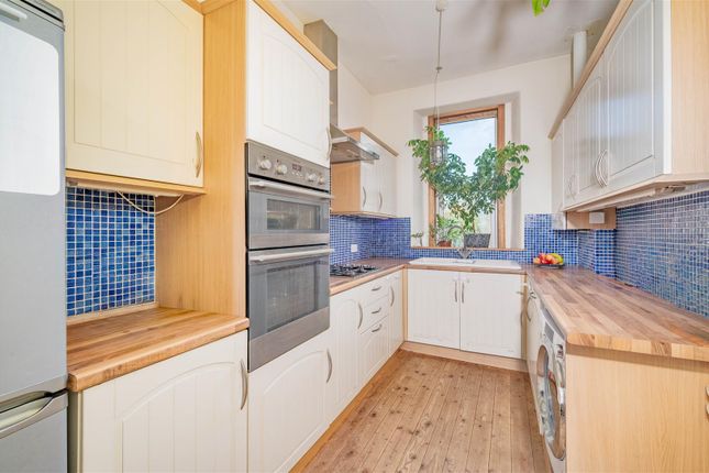 2, Gordon Park, Kirriemuir photo 4