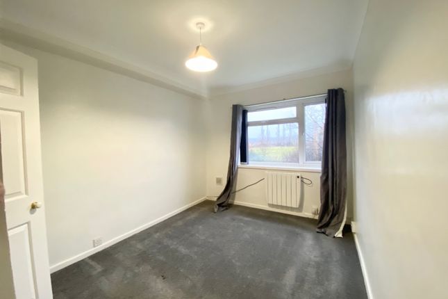 Flat for sale in Byfield Court, Station Road, West Horndon