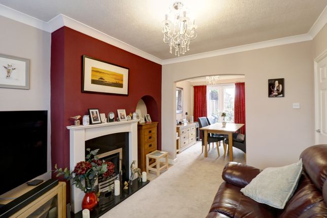 27, Beverley Avenue, Poulton-le-fylde photo 2