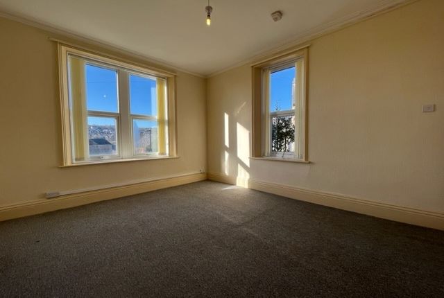 128B, Sheffield photo 5
