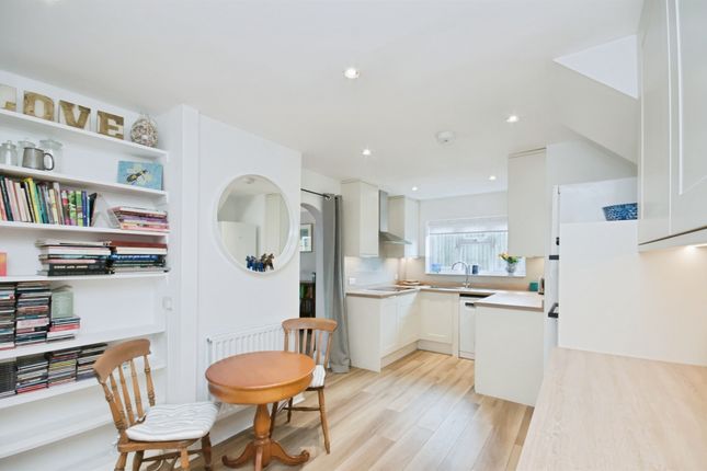 53, Peartree Lane, Bexhill-On-Sea photo 4